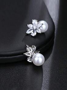 一对时尚叶形仿珍珠水钻耳钉，适合新娘或女士佩戴，优雅简约。情人节配饰。 - 銀色 - 查看 3