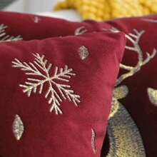 Sarung Bantal - Burgundy - View 5