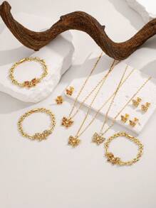 1 套時尚金色銅蝴蝶形狀和全水鑽裝飾手鍊、耳環和項鍊套裝,適合女士日常佩戴、生日禮物和高端節日禮物