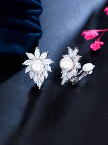 1對非穿孔設計閃亮白色立方氧化鋯新娘婚禮派對夾珍珠耳環,適用於女性 - 白色 - 查看 3