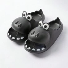 Zapatillas de verano para hombre con lindo patrón de dinosaurio de dibujos animados, fondo grueso de EVA resistente y antideslizante, cómodo y resistente al olor - Negro - Ver 2
