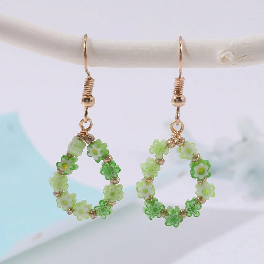 1副手工玻璃花珠耳環,適合平日佩戴
