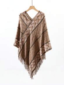 1件披風圍巾,可當作披肩、斗篷或外套穿著,適用於秋冬季節 - 棕色 - 查看 2