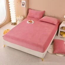 1pc Anti-Slip Velvet Fitted Sheet, Soft And Comfortable, Anti-Static, Non-Shedding, 360 Degrees Wrapped, No Fluorescent Agent, Suitable For Bedroom, Guest Room, Dormitory, Family Use - Hot Pink - View 3