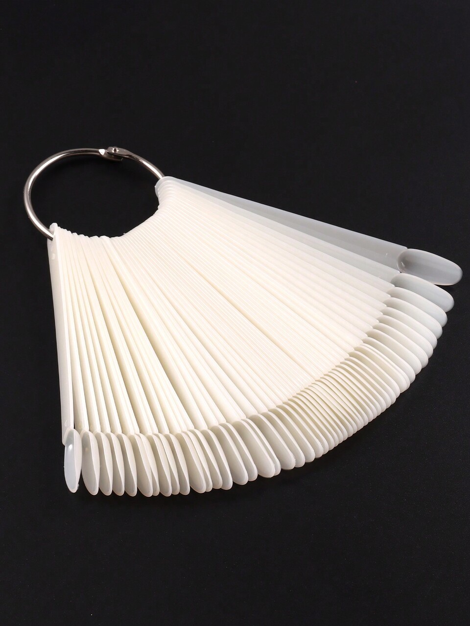 50pcs White False Nails, Nail Polish Gel Color Card Display Stand, Practice Training Fan-Shaped Display Rod, Manicure Tools, Home DIY Nail Polish Board
