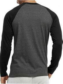 Long Sleeve Raglan T-Shirt In Cold Knit - 深灰色 - 查看 4