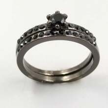 1 set de anillos con incrustaciones de diamantes para mujer, adecuados para el uso diario - Negro - Ver 2