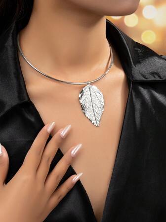 新款时尚金属叶项链