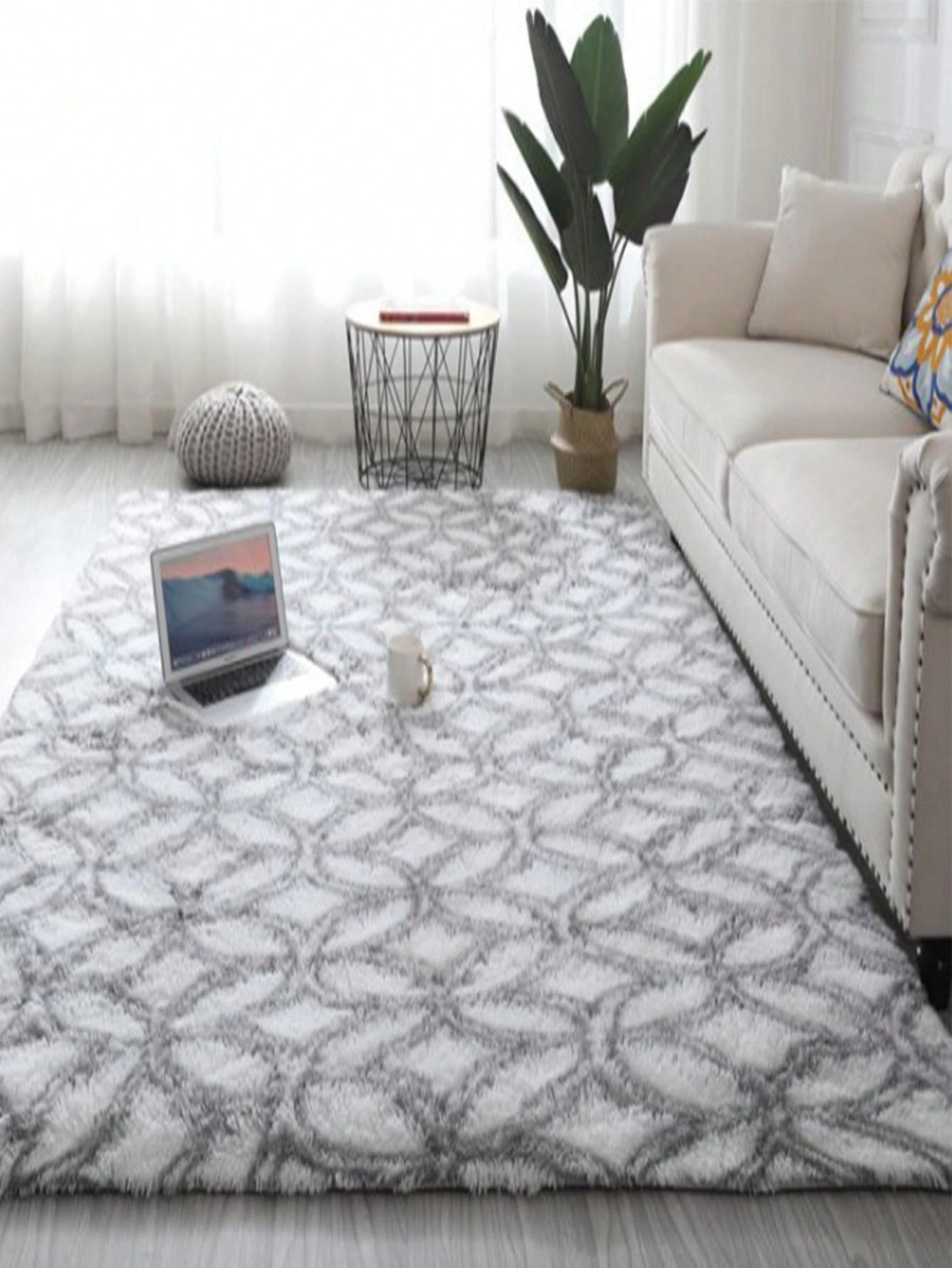 1pc Tiedye Silk Patterned Carpet With Long Hair Suitable For Living