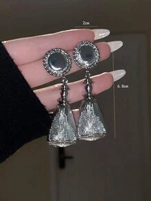 MESTILO 1雙誇張金屬質感城堡形耳墜合適的適用於女性日常穿著 - 銀色 - 查看 2