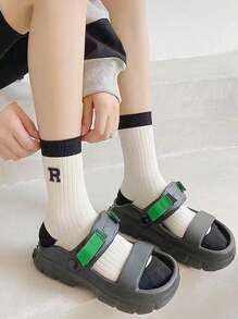 1/5 Pairs Random Letter Print Crew Socks, Fall Socks - Black and White - View 2