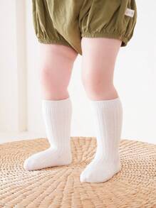 3 双纯色防滑幼儿袜子，中筒黑白新生儿步行袜