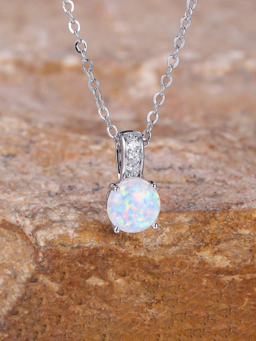 1入組時尚圓形白色蛋白石爪鑲嵌方晶鋯石裝飾吊墜項鍊適合女士,為妻子和女兒 - 銀色 - 查看 1