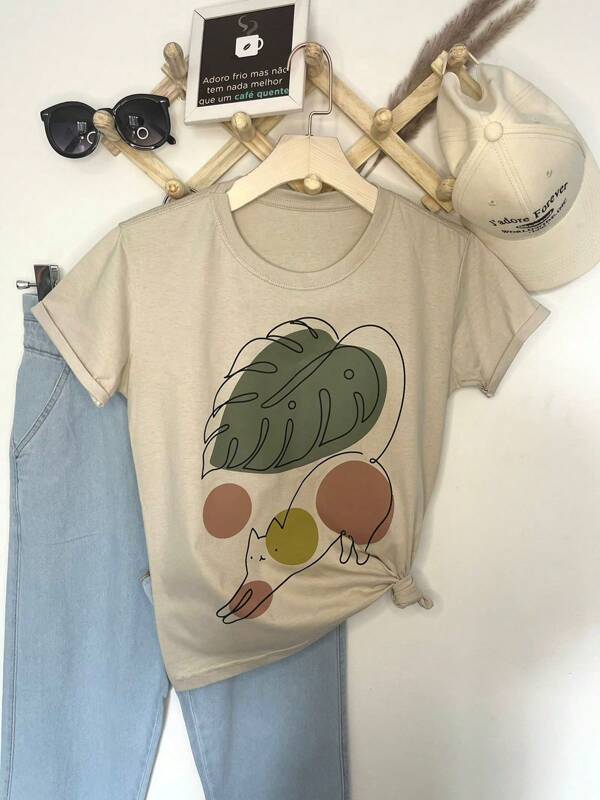 Camiseta blusa T-Shirt Feminina Algodão Gola Careca simples casual e confortável Padrão de gatinho preguiçoso