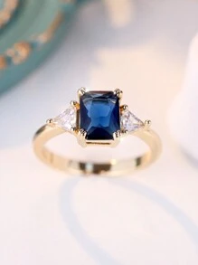 1 件簡單獨特的立方氧化鋯鑲嵌矩形和三角形優雅戒指,適合節日佩戴和送禮
