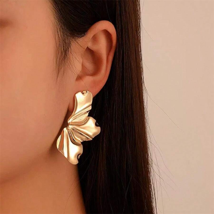 1 对女士金属金色几何镂空喇叭花瓣设计耳环，适合婚礼、宴会和日常使用优雅万圣节 - 金色 - 查看 1