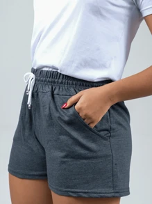 Short curto feminino em moletinho
