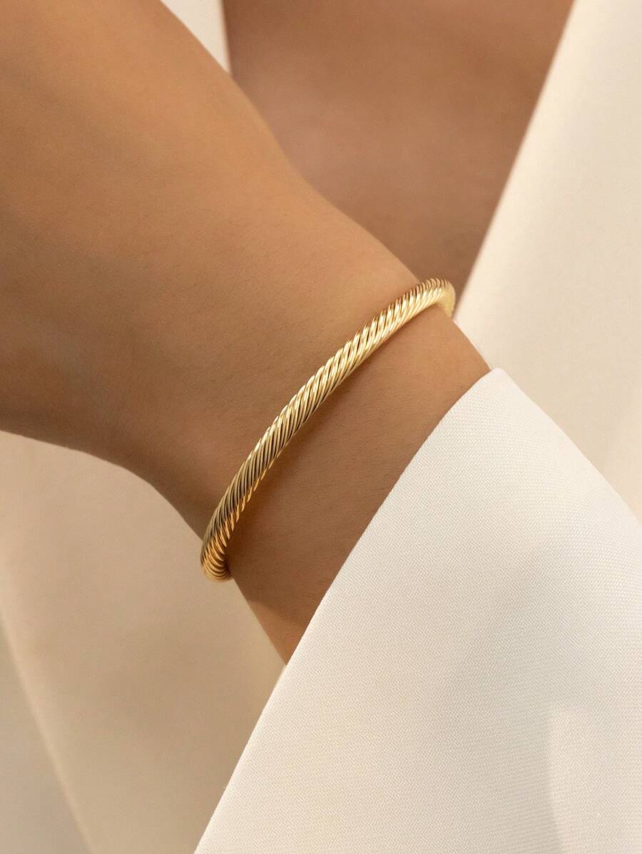 1pc Metallic Minimalist Letter Detail Open Cuff Bracelet - Anniversary Gift - Yellow Gold - View 1