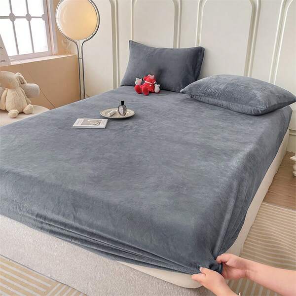 قطعة واحدة لين و مريح خالص موحد اللون فانيلا ملاية سرير جاهزة , حليب مخملي 360 درجة بقصة ملفوفة , فلوري , لون بشرة فراش واقي