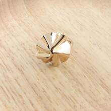 1pc Vintage Asymmetrical Concave Wave Round Plate Ring For Women, Minimalistic Design - Yellow Gold - View 1