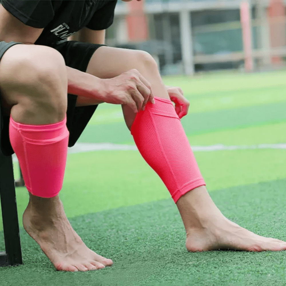 Soccer Shin Guard Hard Pvc Thick Double Layer Interlocking Plate Type