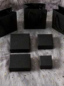 1套簡約黑白色簡約裝飾品包裝盒,具有ins風格,新鮮耳環、手鐲、頸鏈、戒指禮品盒,附有手提袋 - 白色 - 查看 7