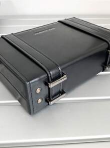 1pc White Simple Adjustable Strap Mini PU Box Crossbody Bag, Peach Tree Brand Christmas Men Bag Vacation Travel Essentials Dad Gifts Retro Bag Vintage Shoulder Bag Messenger Bag Tote Bag Side Bags For Men Funny Gifts Gifts For Men Valentine Day Black Bag Holiday Essentials Bag For Men Camping Sling Bag For Men Stickers Winter Back To School Valentines Gifts Valentine Gifts For Men Vintage Gift Bag Pack Cross Body Bag Spring Vintage Bags School Supplies - 黑色 - 查看 5