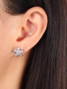 1 Pair Cute Transparent Zirconia Flower Stud Earrings, Suitable For Women's Wedding Wear, Shiny Crystal Fashion Bridal Jewelry - Silver - View 5