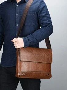 男士公事包單肩包，復古 PU 皮革垂直商務挎包 - 送給爸爸、丈夫、男朋友完美禮物斜背包斜背包側包適合旅行通勤度假必需品輕便隨身攜帶禮物送給父親丈夫斜背包袋 - 卡其色 - 查看 2