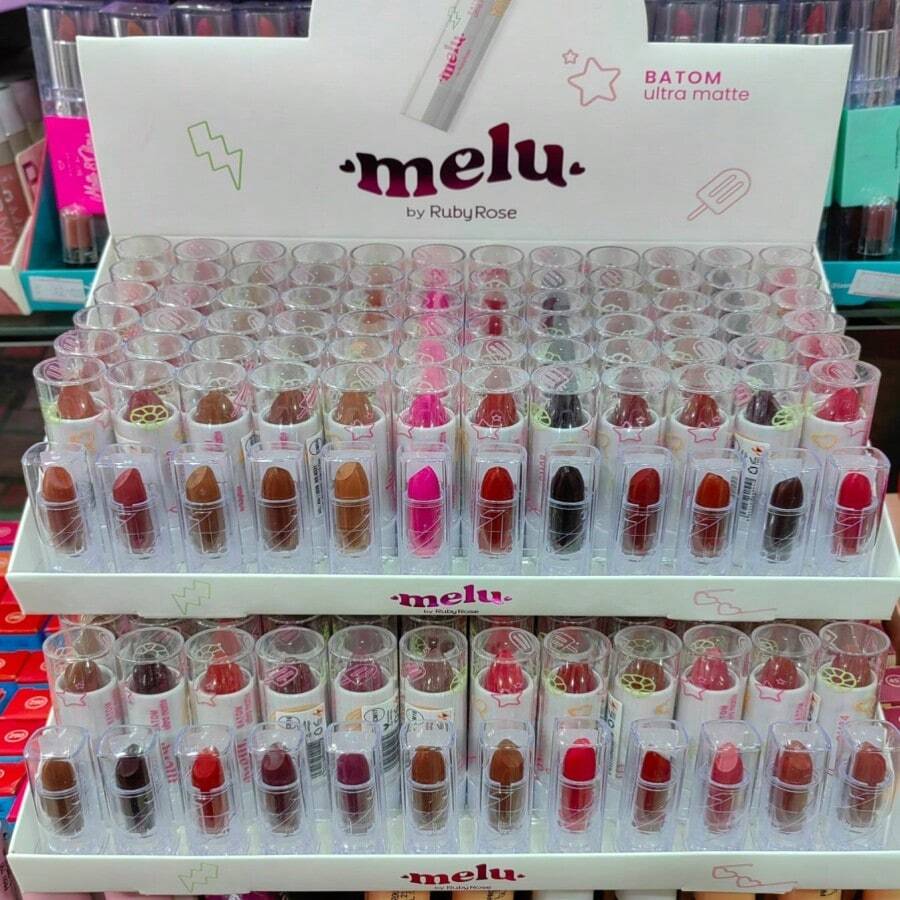 Lipstick - CM22 - View 1