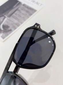 1pc Women's Korean Style Retro Fashion Glasses, Black Frame With Blue Lenses Shades Beach Accessories - Black - View 2