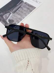 1pc Women's Korean Style Retro Fashion Glasses, Black Frame With Blue Lenses Shades Beach Accessories - Black - View 3