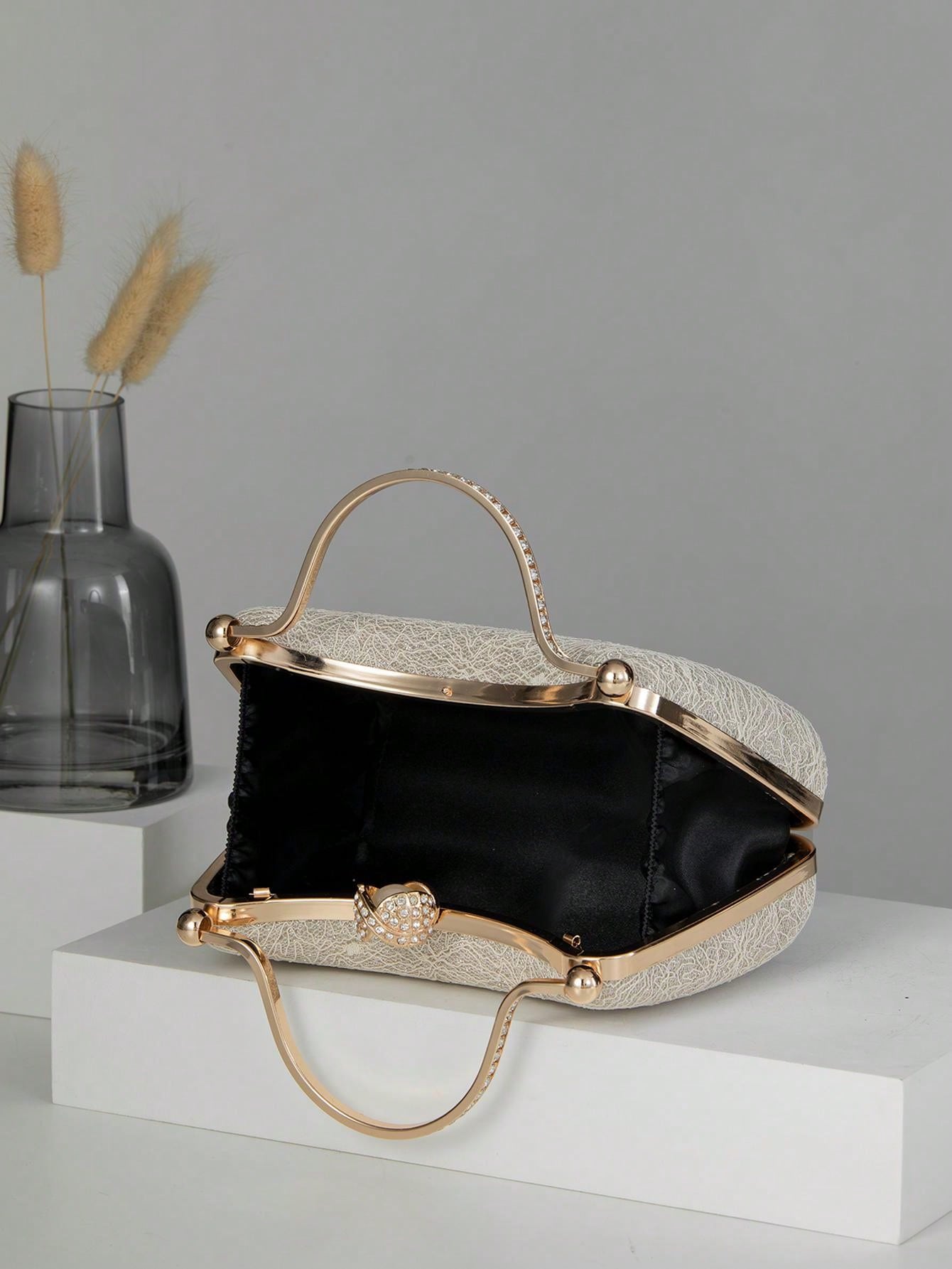 ゴージャスなエレガントなレースパール＆ラインストーン装飾のクラッチバッグ、宴会や結婚式に最適 SHEIN JAPAN