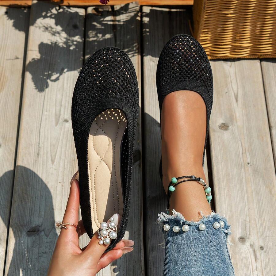 Comfortable Breathable Fashionable Flat Shoes - Black - View 1