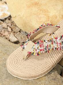 Fashionable Women's Outdoor Vacation Style Flat Flip-flops For Spring & Summer - Red - View 5