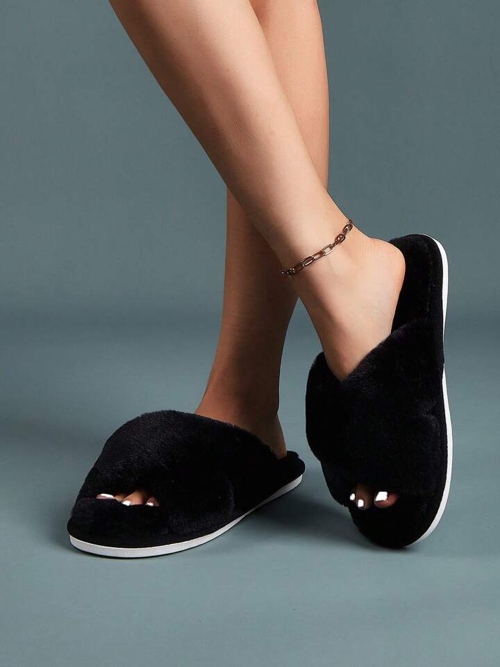 Black fluffy crossover slippers hot sale