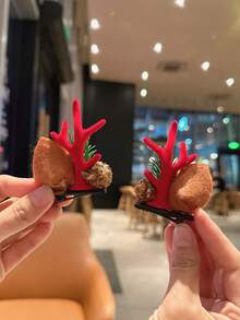 1 pereche de agrafe de păr roșu cu con de pin de Crăciun și corn de cerb, caciulă pentru petrecerea de vacanță de Crăciun, accesorii de păr cu coarne de ren drăguțe