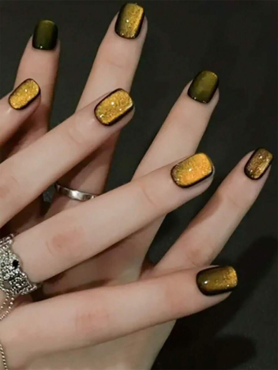 升級您的風格 24 件長時尚貓眼美甲套裝適合女士和女孩 - 包括果凍凝膠和指甲銼 - 彩色 - 查看 1