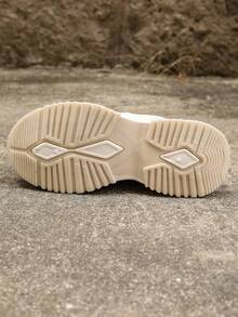 1pair Sporty Women's Breathable Casual Shoes, Front Lace-up, Beige Pu Leather, Low-cut, Outdoor Skateboarding, Comfortable Soft Sole For Students - Beige - View 6