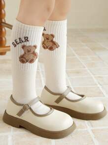 1 pereche de șosete înalte moale și confortabile, potrivite pentru toate anotimpurile