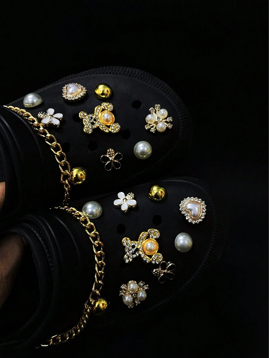 20pcs Shoe Charms With Rhinestone-decorated Bear Pattern, Suitable For Beach Sandals And Clogs