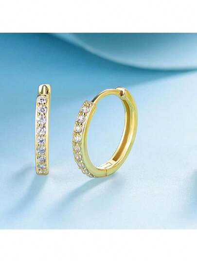 MDFUN 18K镀金Huggic CZ耳环，316L不锈钢立方氧化锆耳钉，耳骨/耳廓穿孔，低过敏性，男女通用