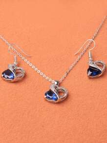 1 Set Of 3pcs Pink Heart Jewelry Set: 1 Pair Of Earrings And 1 Necklace - View 9