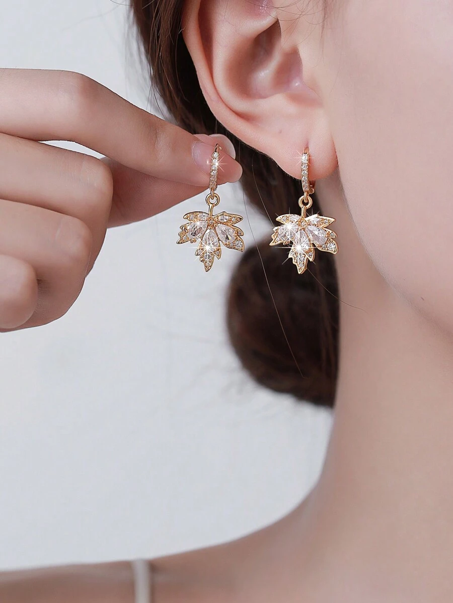 1pair Copper & Cubic Zirconia Inlaid Maple Leaf Earrings Suitable For Women's Daily Wear And Bestie Gift - Multicolor - View 1