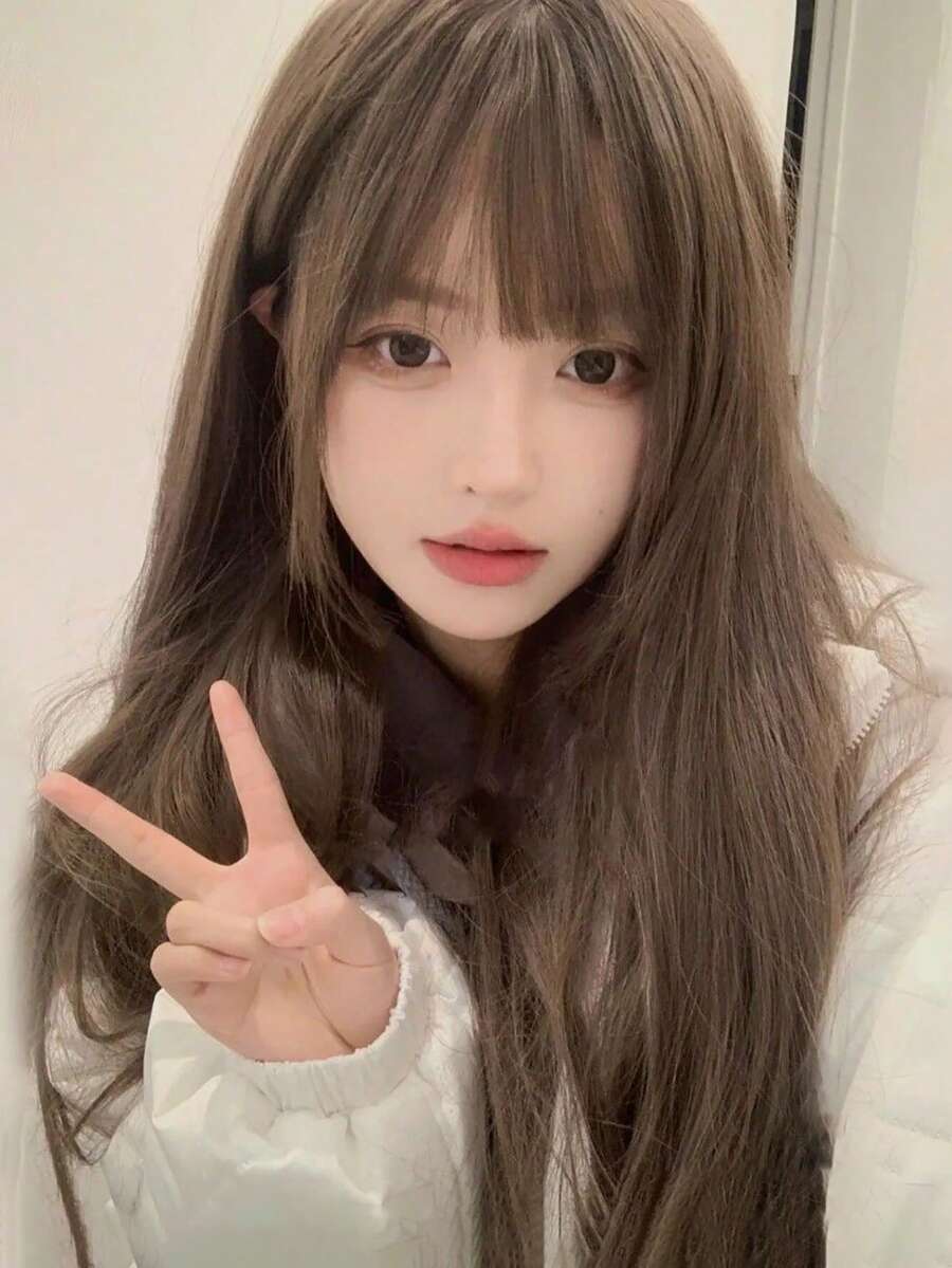 22 英寸合成纤维女士长直发假发，适合日常佩戴，带有冷棕色空气刘海