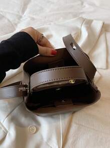 Bolsa feminina moderna cor café, bolsa balde minimalista de PU, bolsa tote casual vintage e bolsa de ombro, adequada para compras, uso diário, bolsa feminina casual para negócios, perfeita para escritório, negócios e trabalho - Castanho Café - Ver 8
