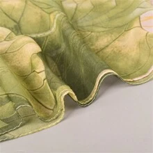 綠色蓮花圖案防曬綢緞圍巾薄絲巾蓮花池月色沙灘浴巾裝飾性頭巾披肩 - 綠色 - 查看 4