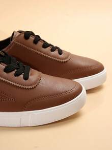 女式時尚平底 Pu 皮鞋、休閒低幫繫帶運動鞋和輕便透氣鞋 - 棕色 - 查看 4