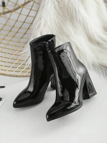 Fashionable Pointed Toe Boots With Chunky Heel