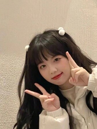 2 件套女士发饰白色可爱毛球发夹，清新甜美女孩造型工具，发爪发夹发夹发夹发夹发夹，优雅，爪夹秋冬度假装女士